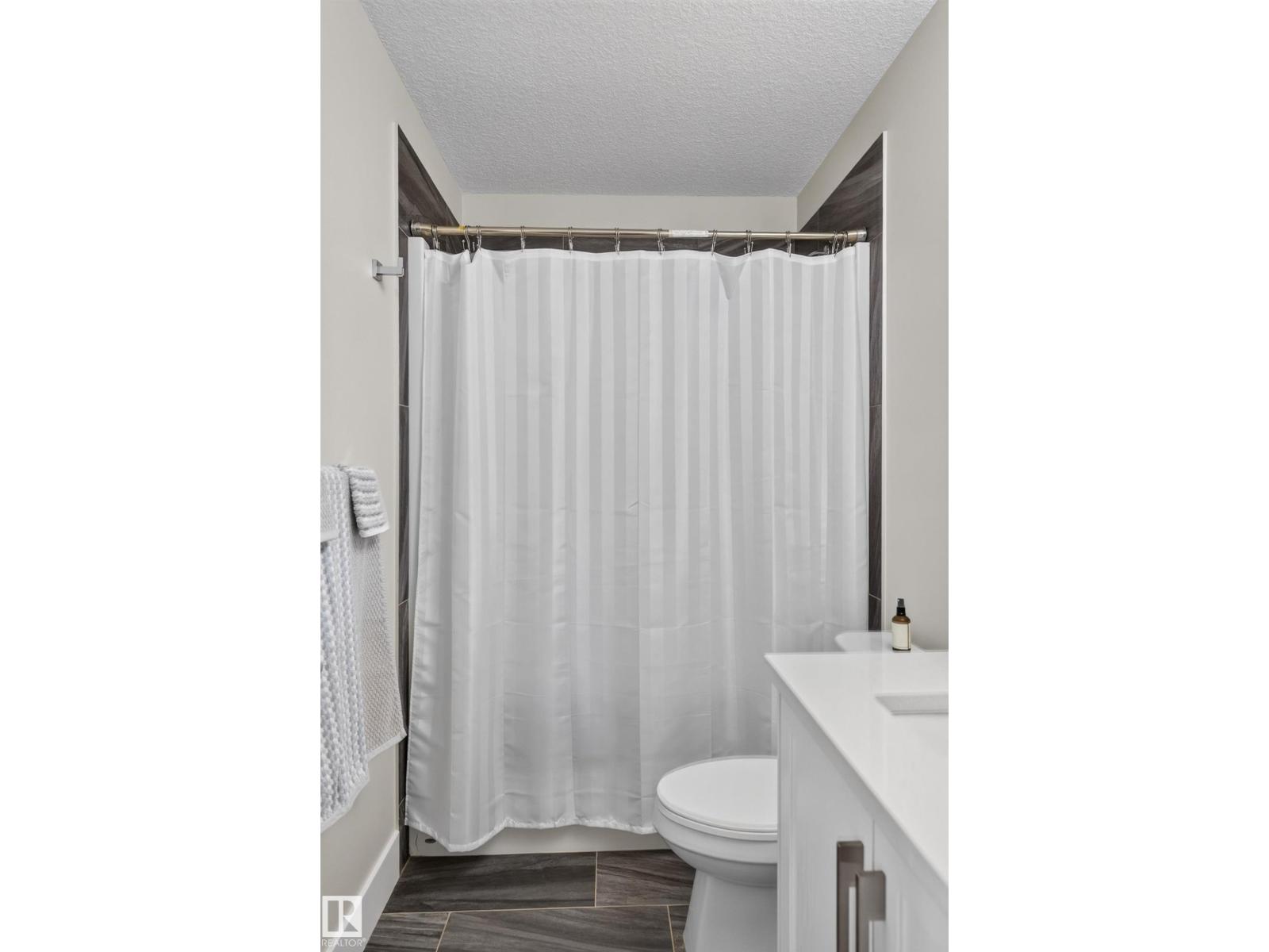798 Berg Loop, photo 32