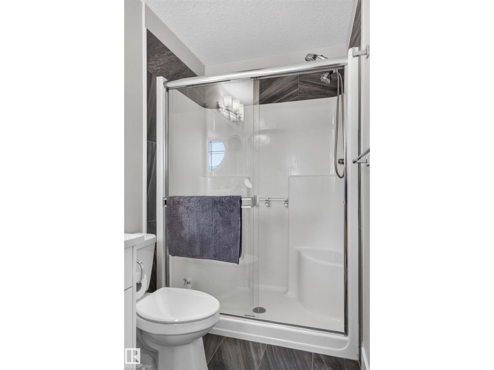 798 Berg Loop, photo 41