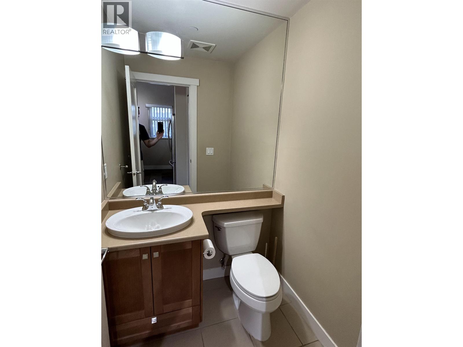 Photo of 157 7388 MACPHERSON AVENUE 8