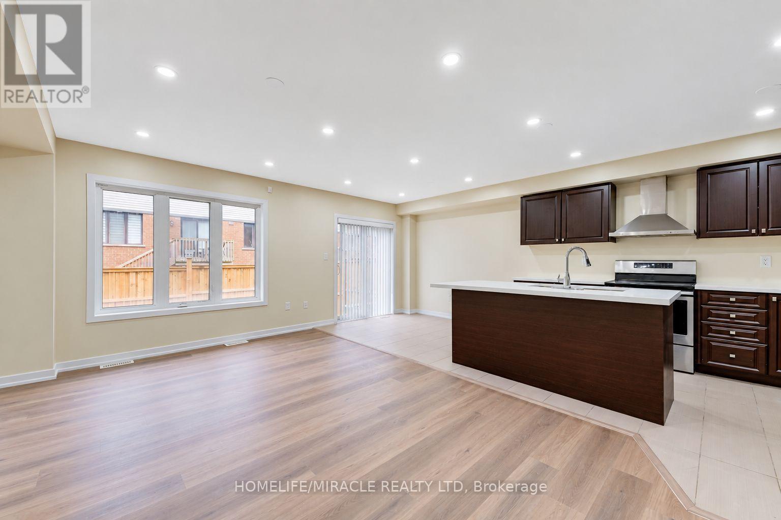 15 BRADSHAW DRIVE - 12