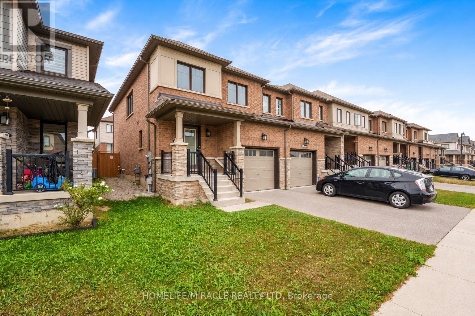 15 BRADSHAW DRIVE - 2