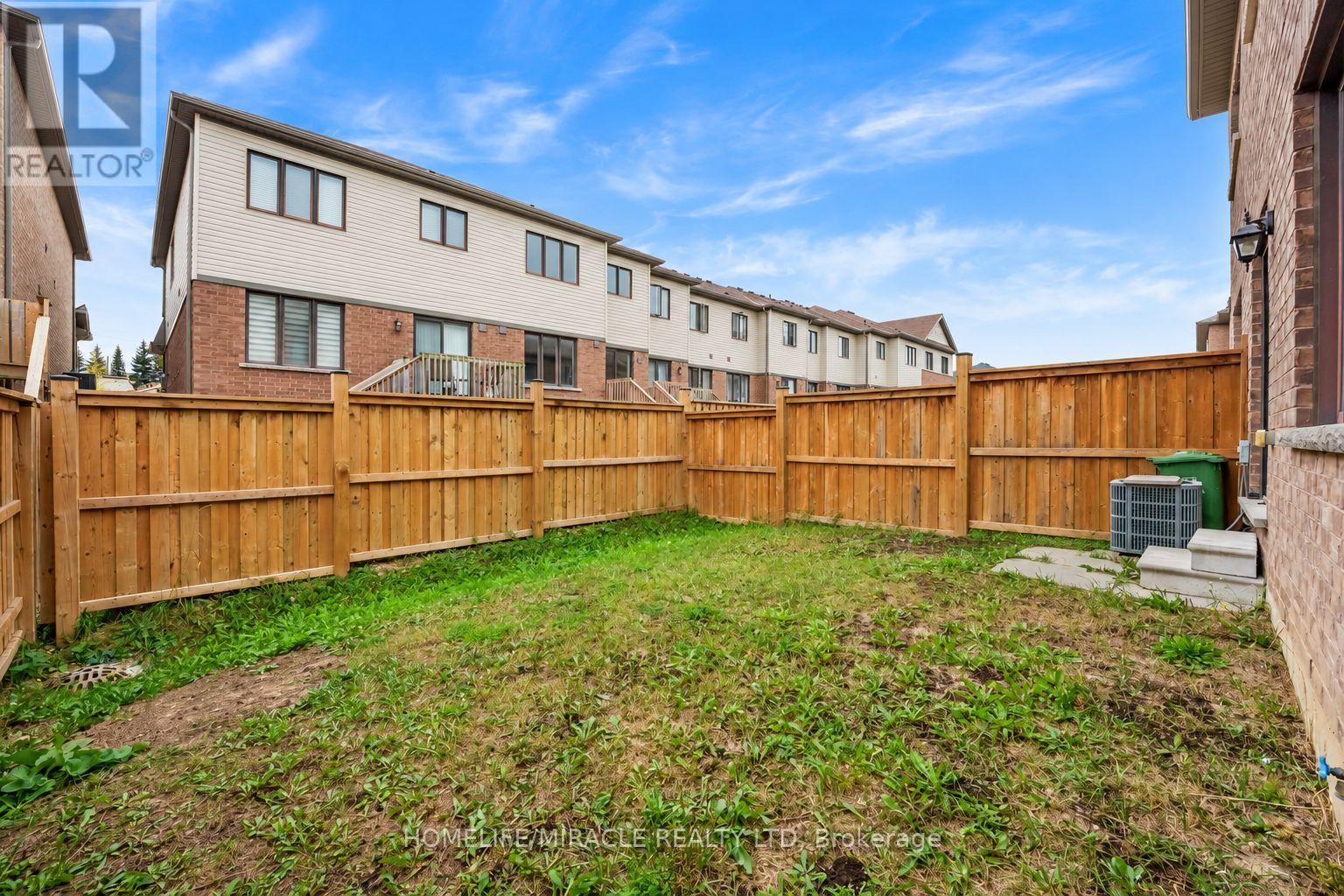 15 BRADSHAW DRIVE - 31