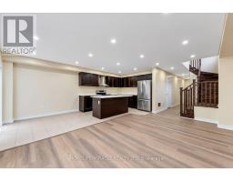 15 Bradshaw Drive, Hamilton, ON L8J0K7 Photo 11