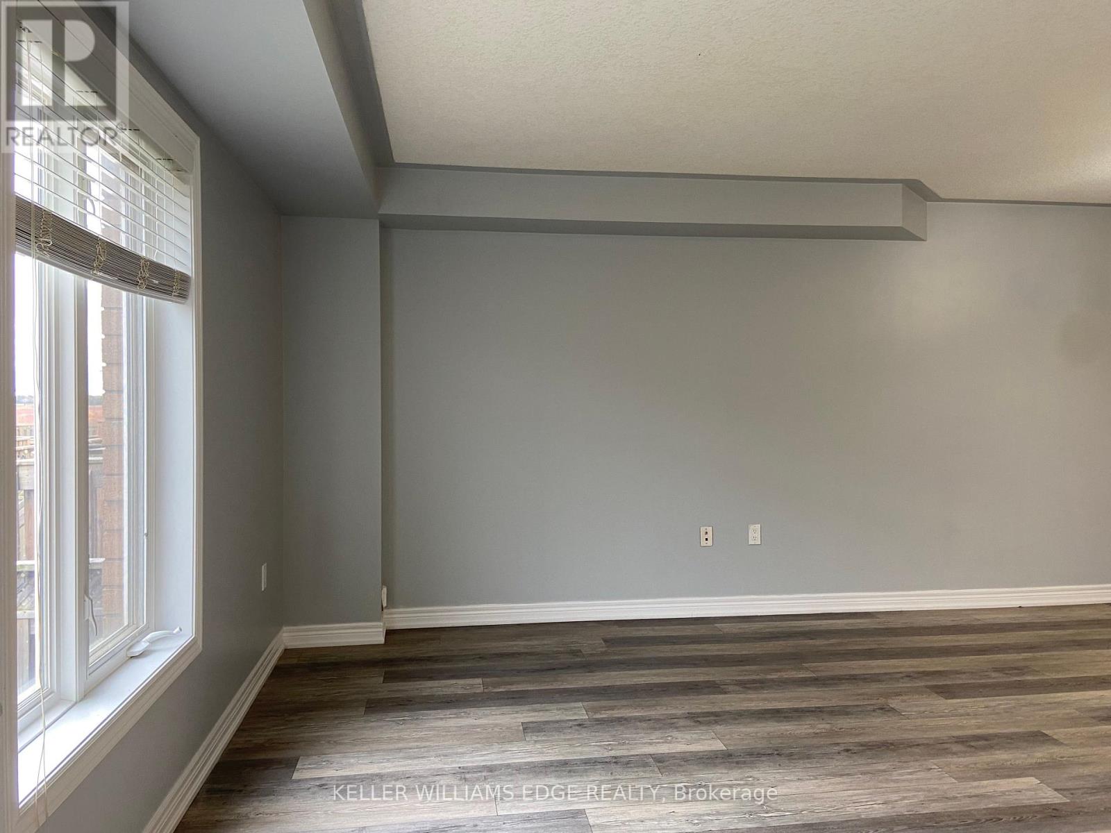 90 BLOOM CRESCENT, Hamilton — photo 4
