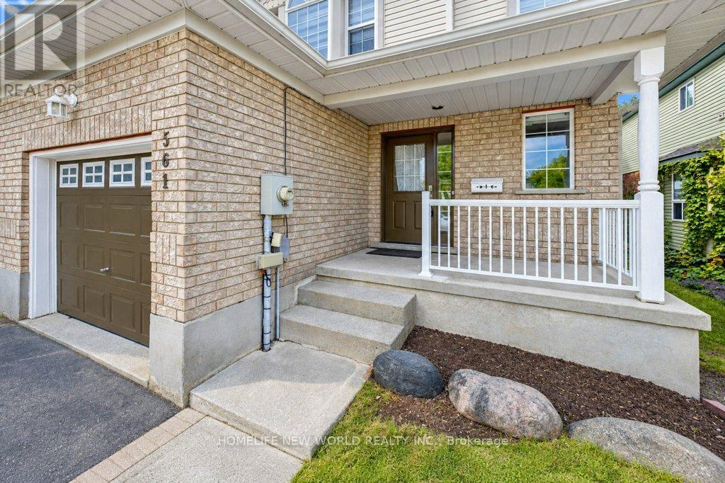 561 DANSBURY DRIVE — photo 2