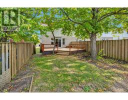 561 Dansbury Drive, Waterloo, ON N2K4E2 Photo 20