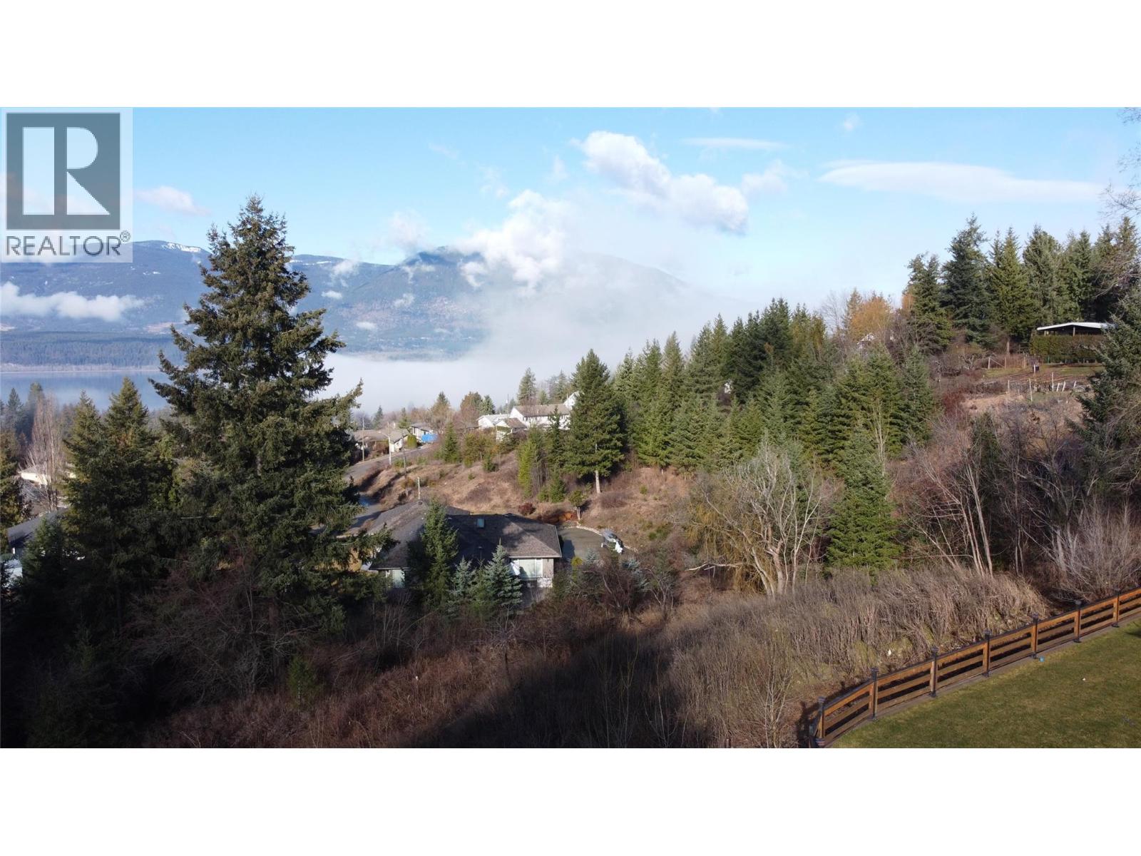  2311 28 Street, Salmon Arm
