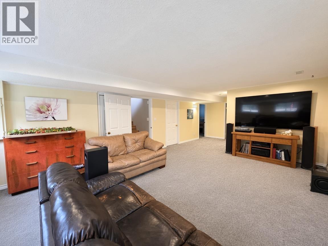 5556 LEHMAN STREET - 12