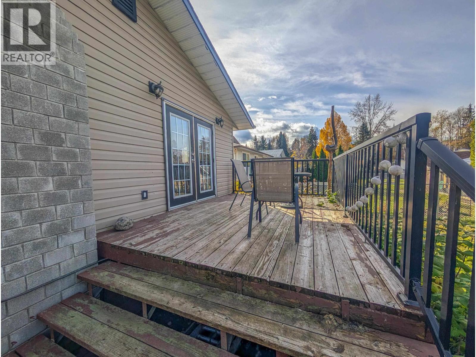 122 DUNCAN PLACE - 30