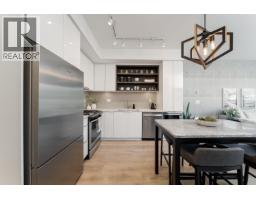 517 725 Marine Drive, North Vancouver, BC V7M0G2 Photo 8