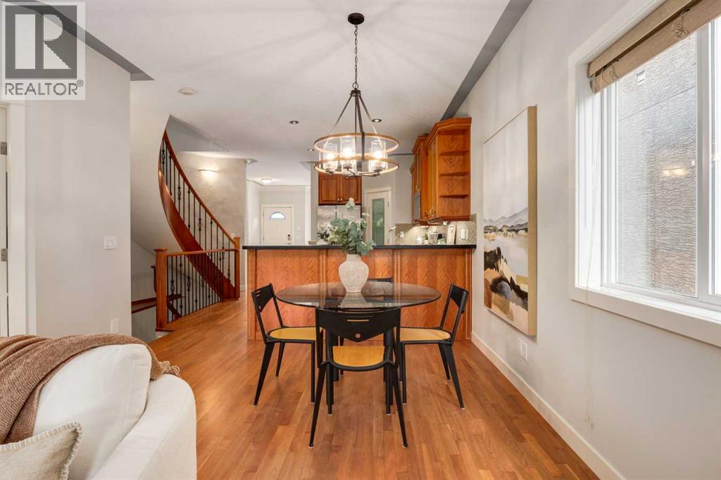 1527 18 Avenue NW - 13