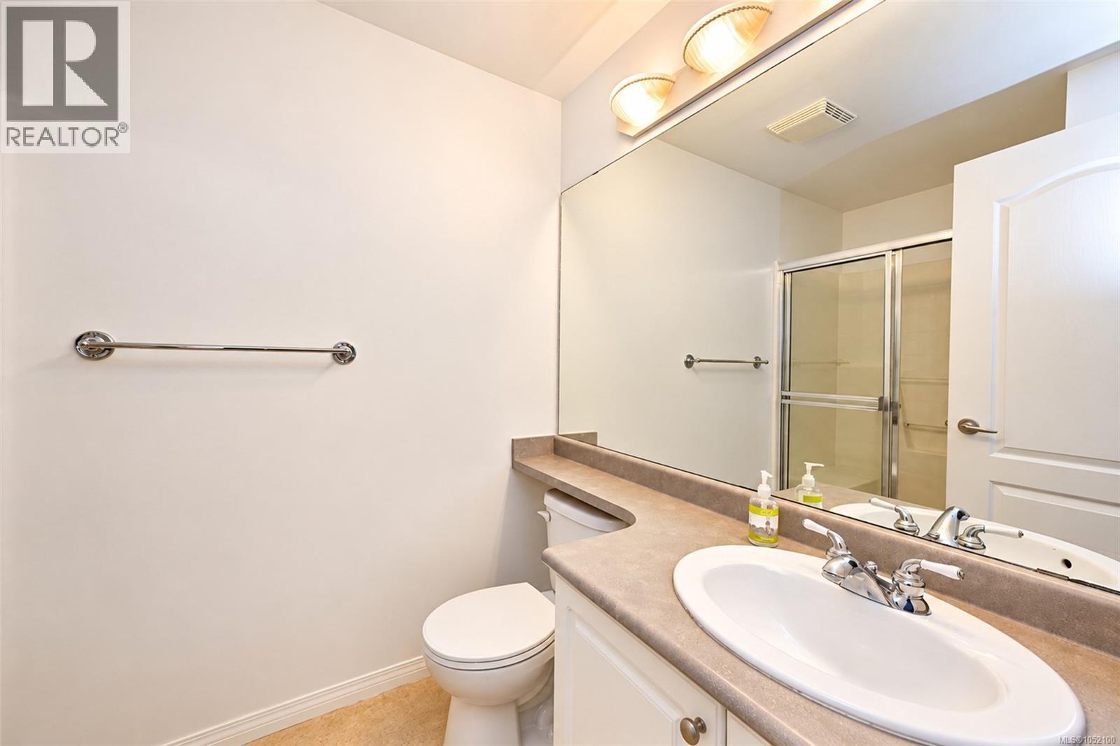 #109 380 Waterfront Cres - 19