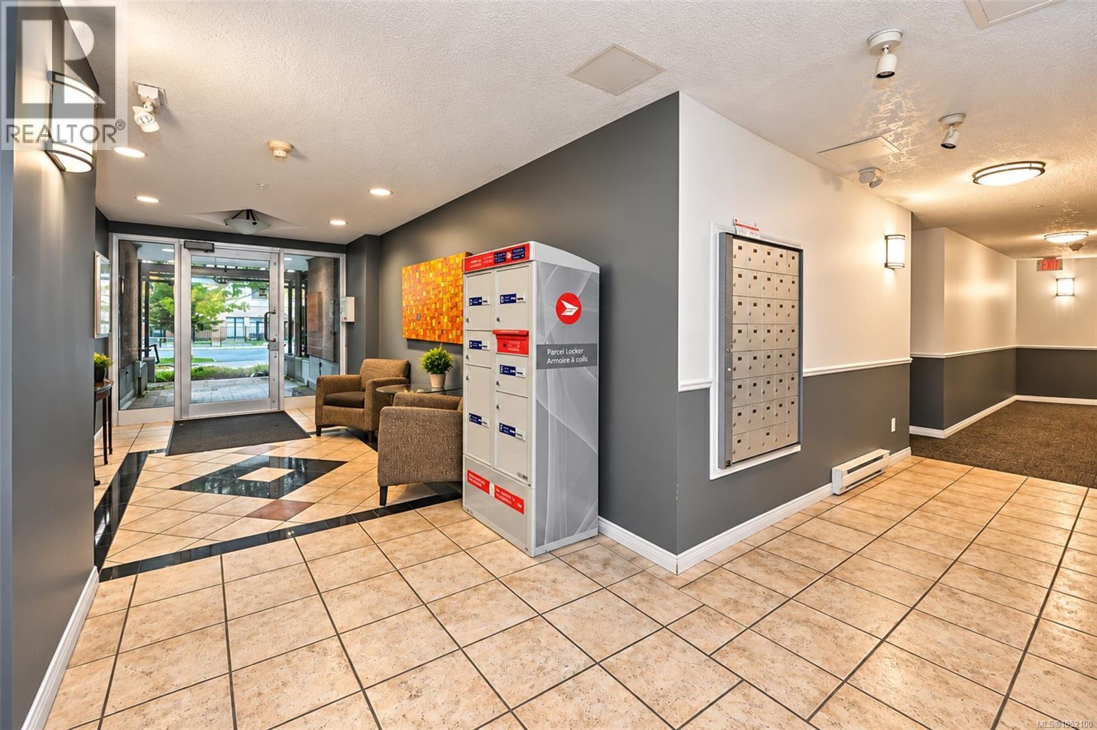 #109 380 Waterfront Cres - 29