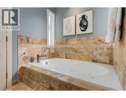 1527 18 Avenue NW - photo 29