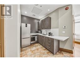 202 - 935 Royal York Road E, Toronto, ON M8Y4H1 Photo 29