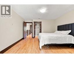 803 25 Avenue NW - photo 37