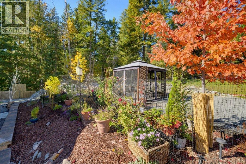 741 Gardom Lake Road - 40