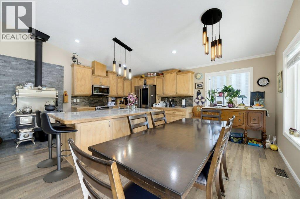 741 Gardom Lake Road - 6