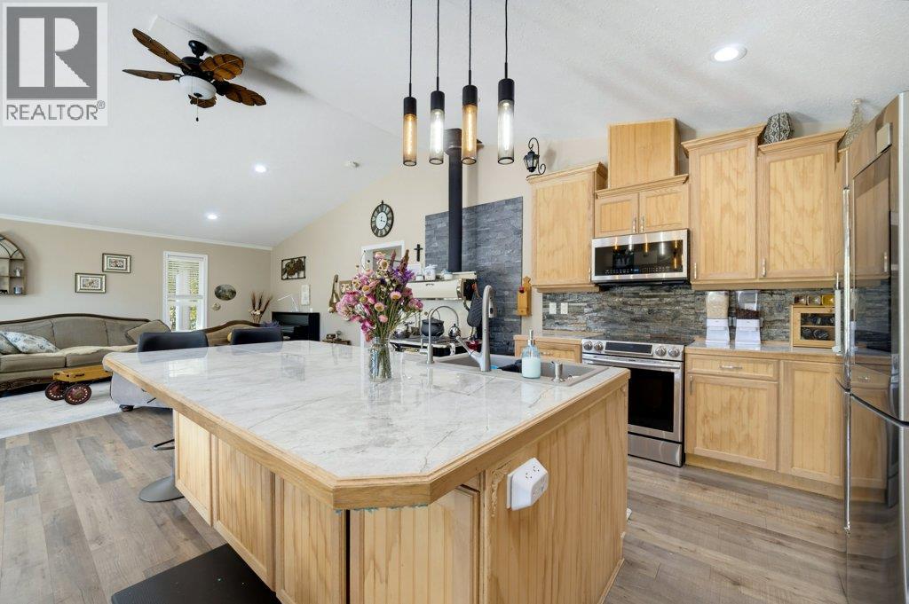 741 Gardom Lake Road - 8