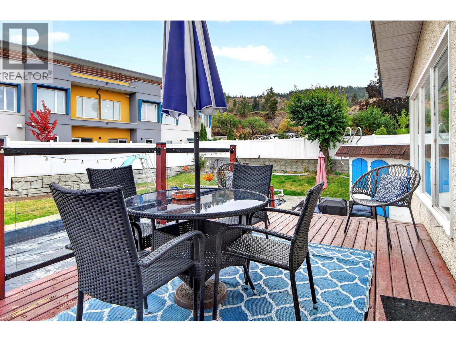 1515 ROBINSON Crescent - 59