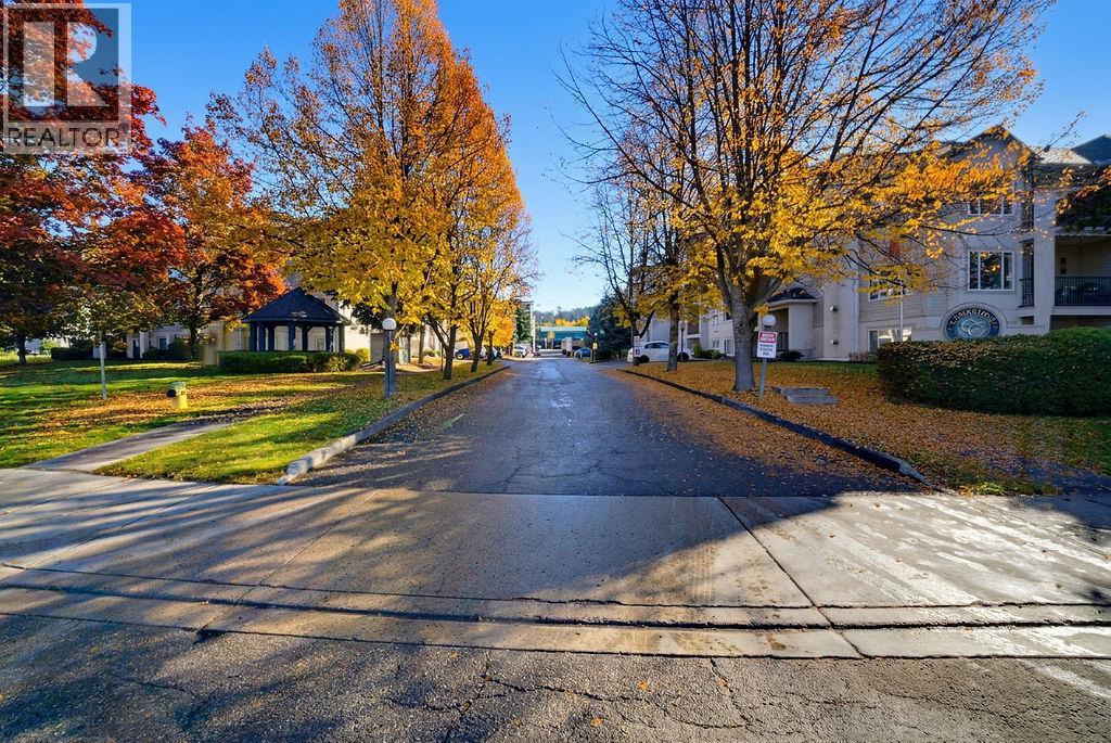 #104 650 3 Street SW - 40