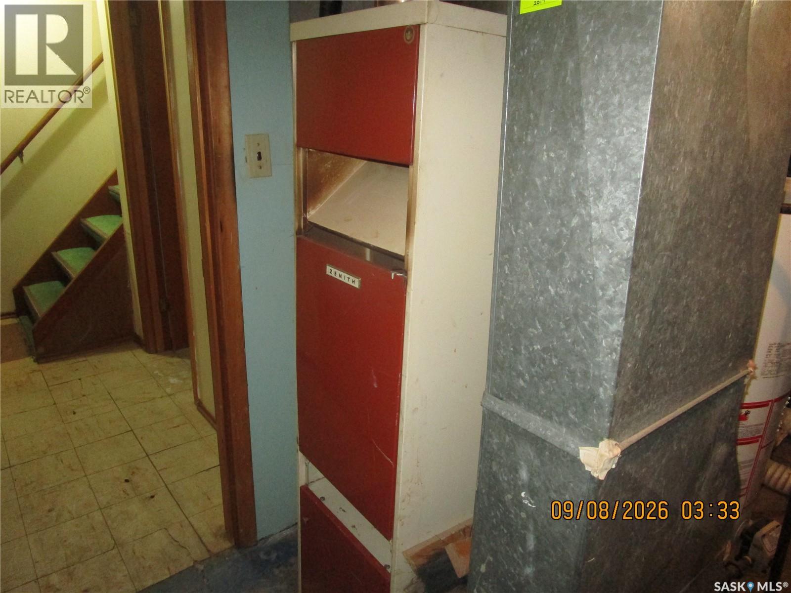 215 DOMINION ROAD - 19