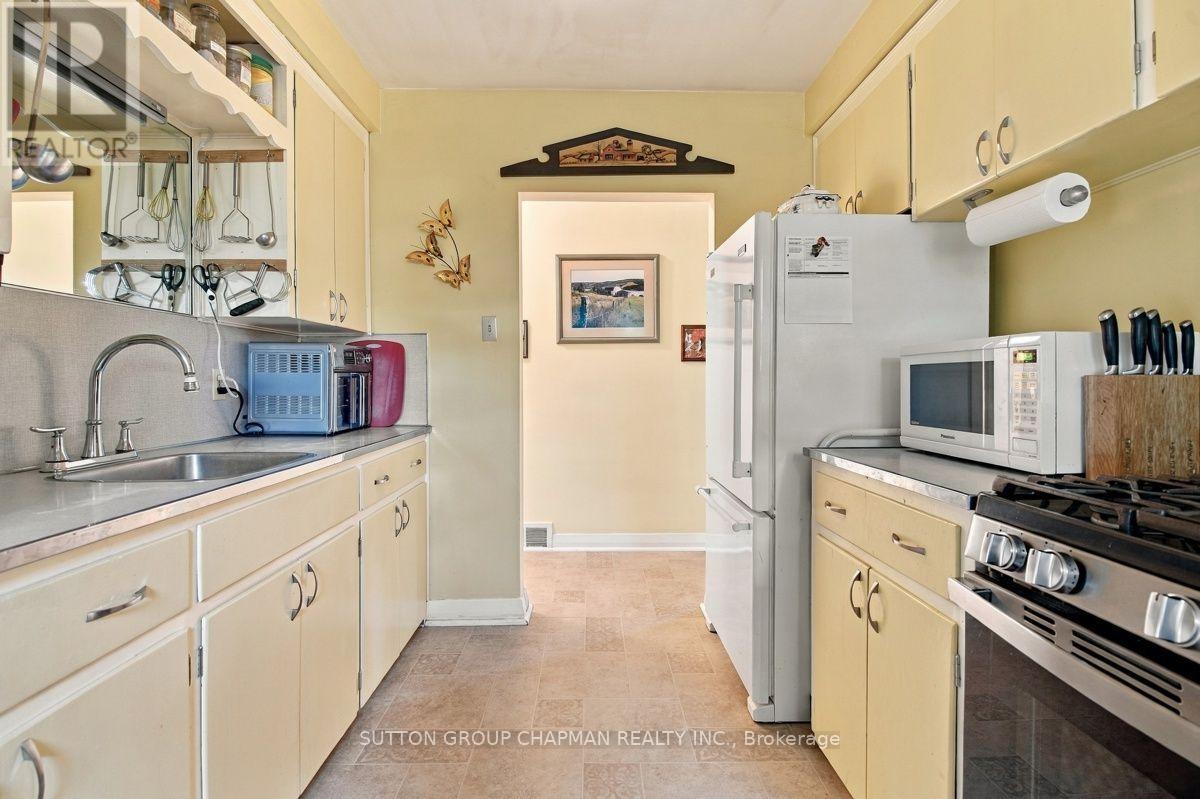 605 Kingsway Avenue — photo 15