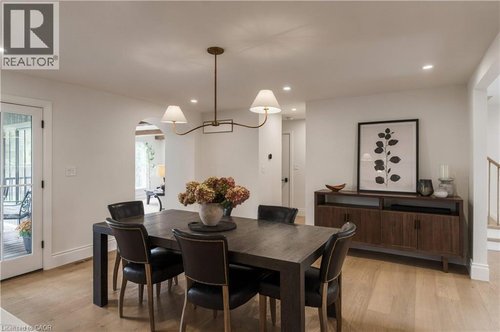 890 Forest Glen Avenue — photo 16