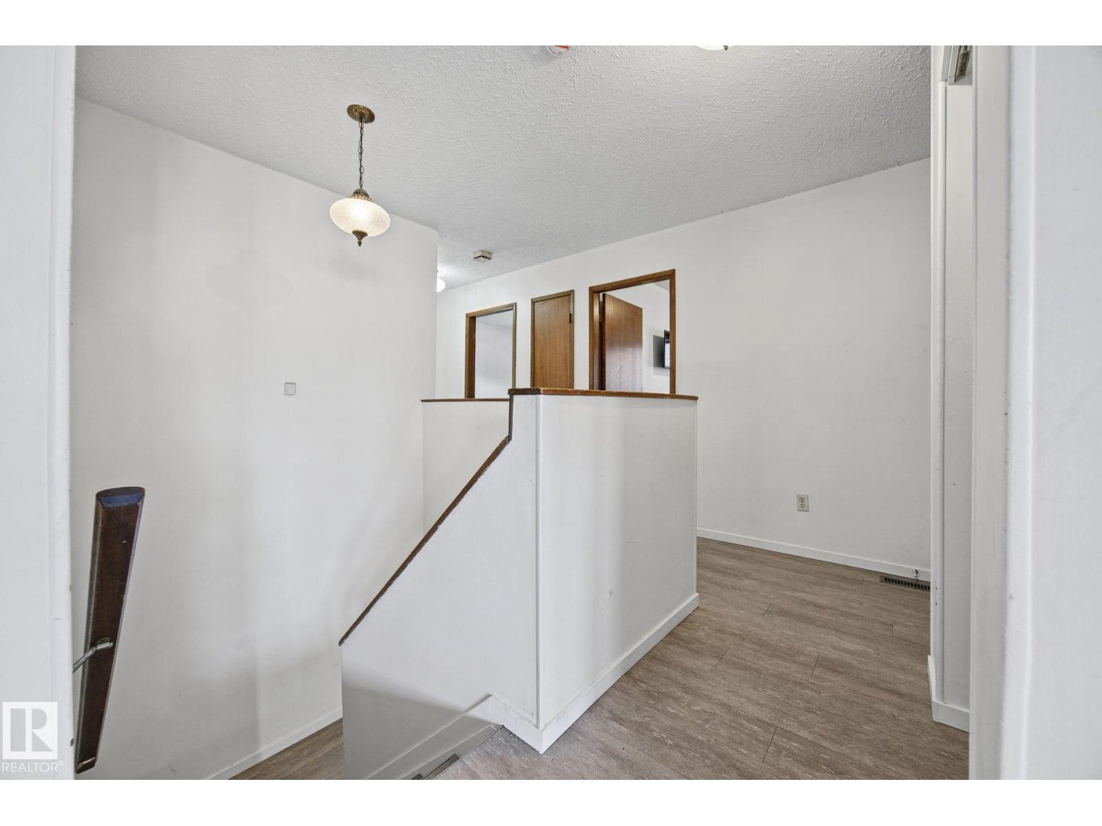 1931 145 Avenue NW, photo 14