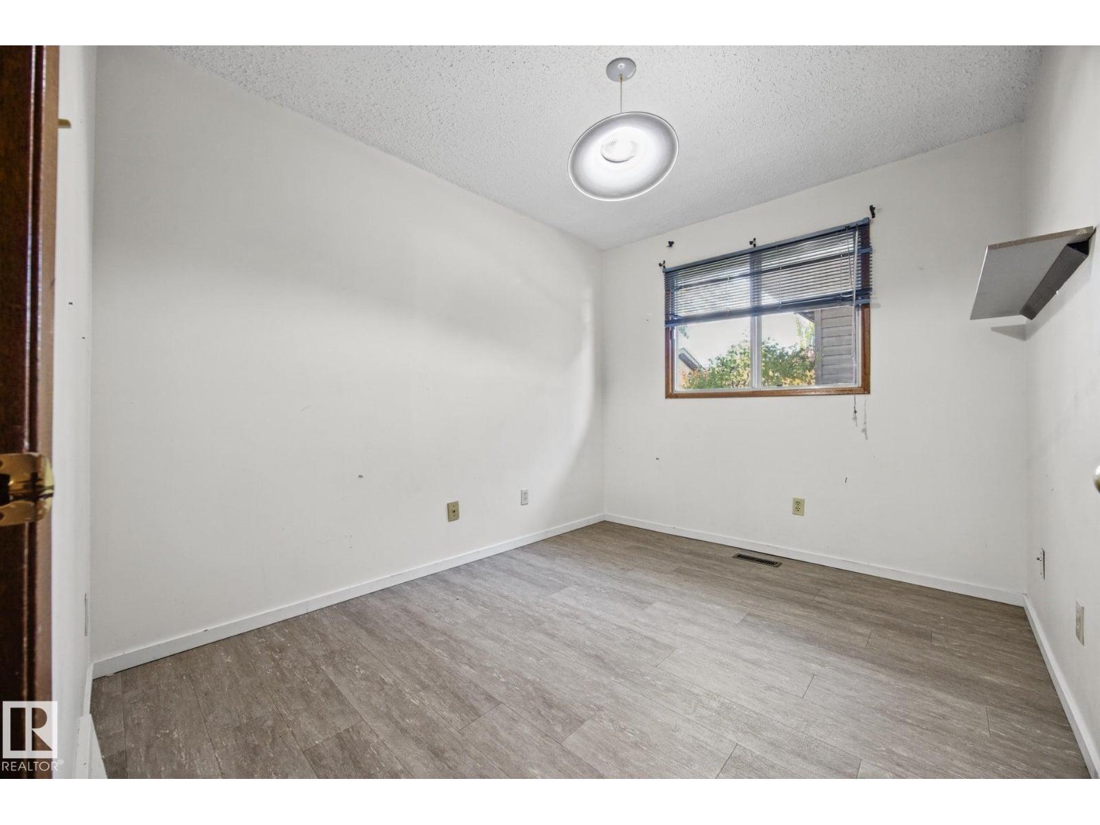 1931 145 Avenue NW, photo 18