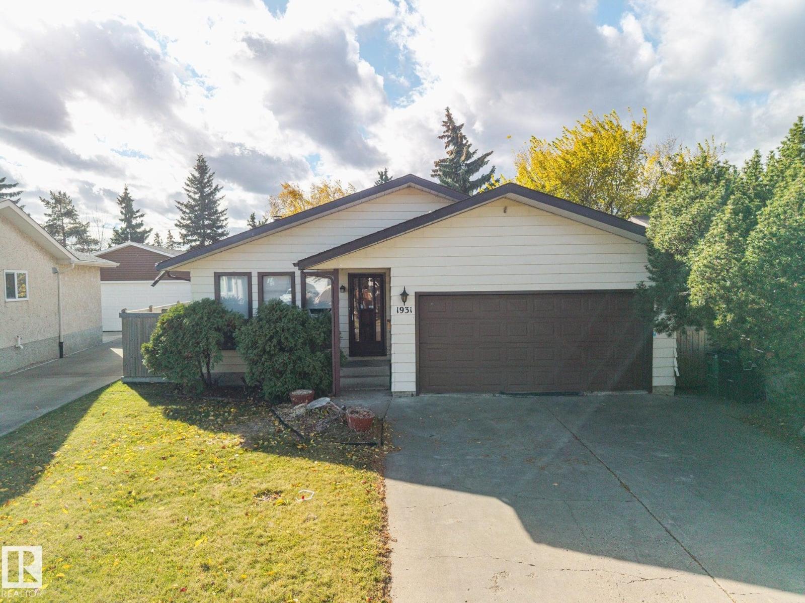 1931 145 Avenue NW, photo 2