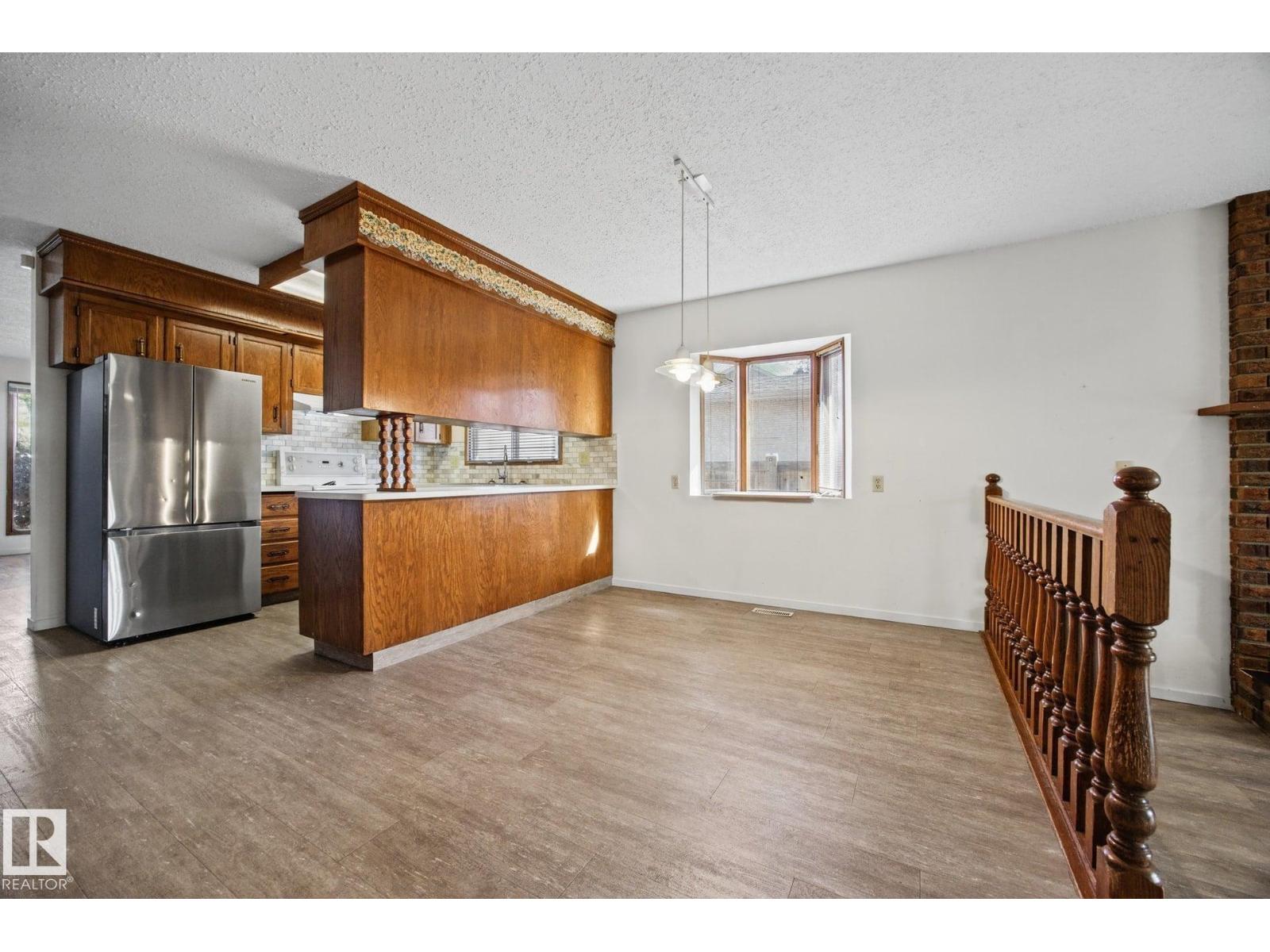 1931 145 Avenue NW, photo 29