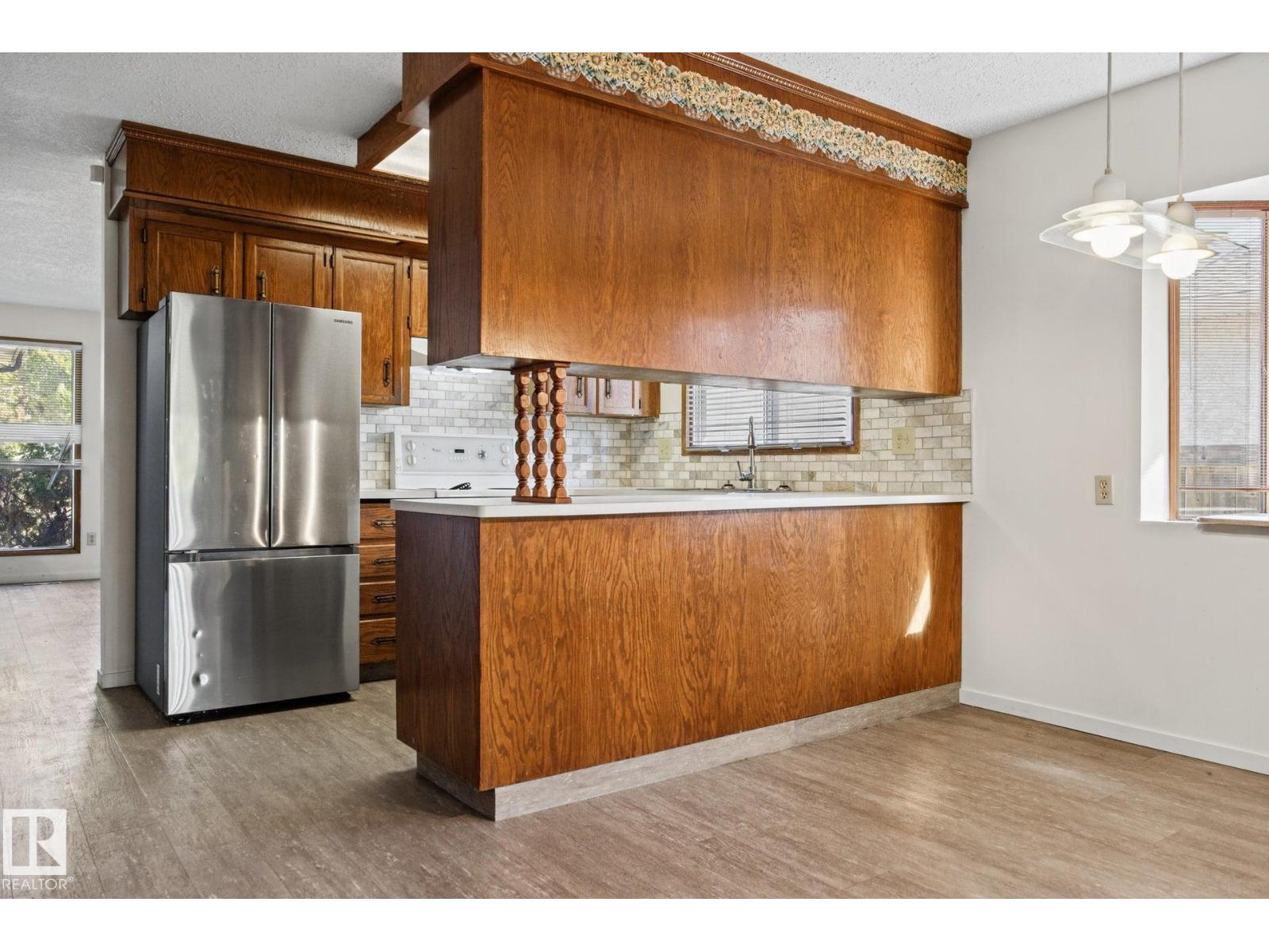 1931 145 Avenue NW, photo 33
