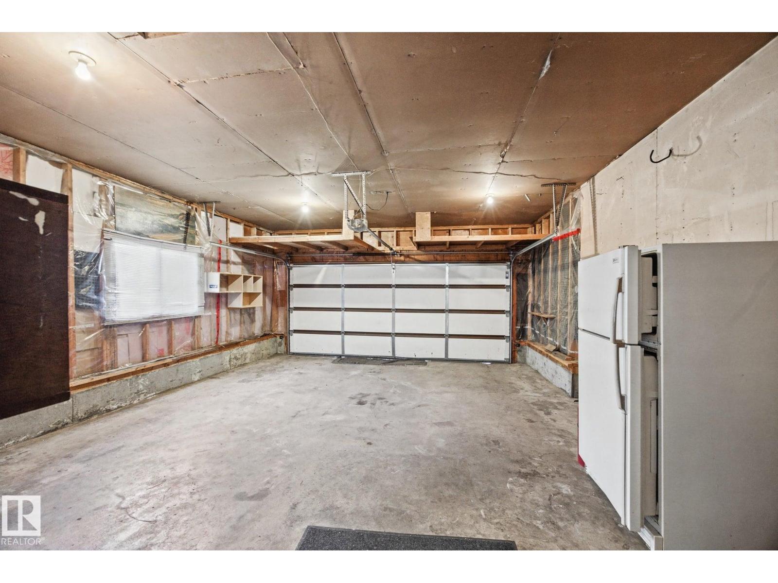 1931 145 Avenue NW, photo 45