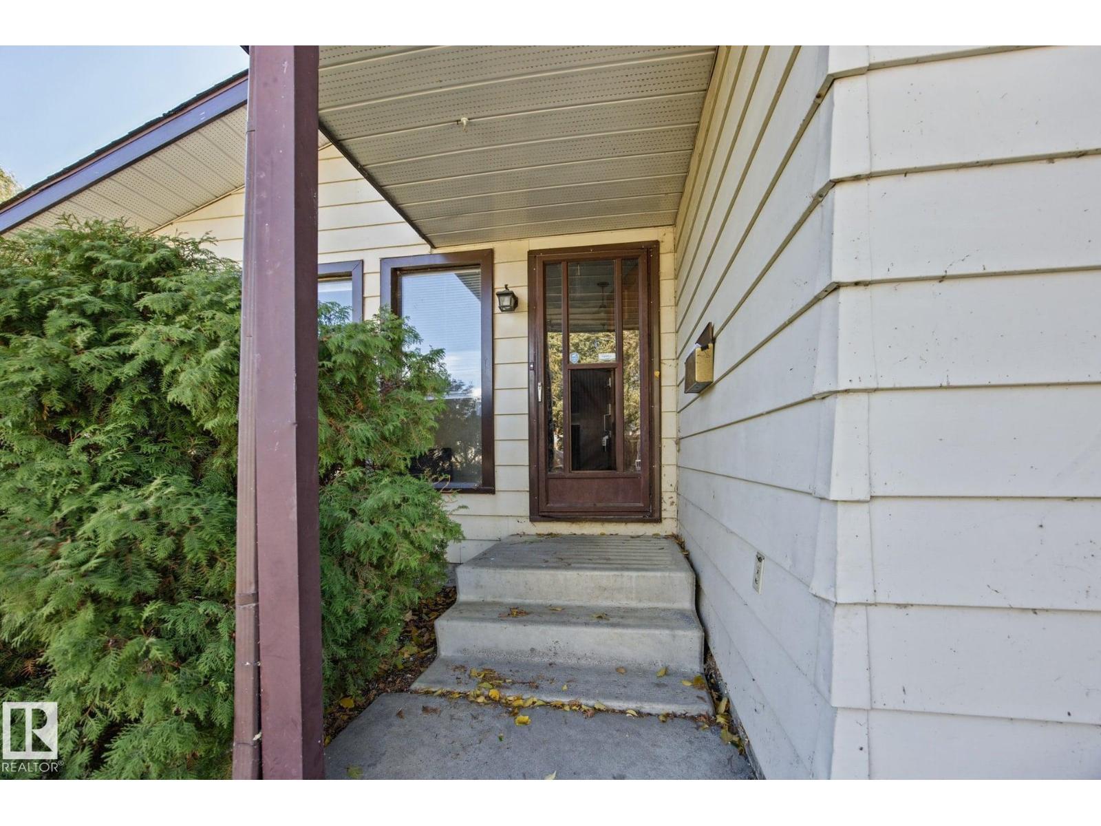 1931 145 Avenue NW, photo 5