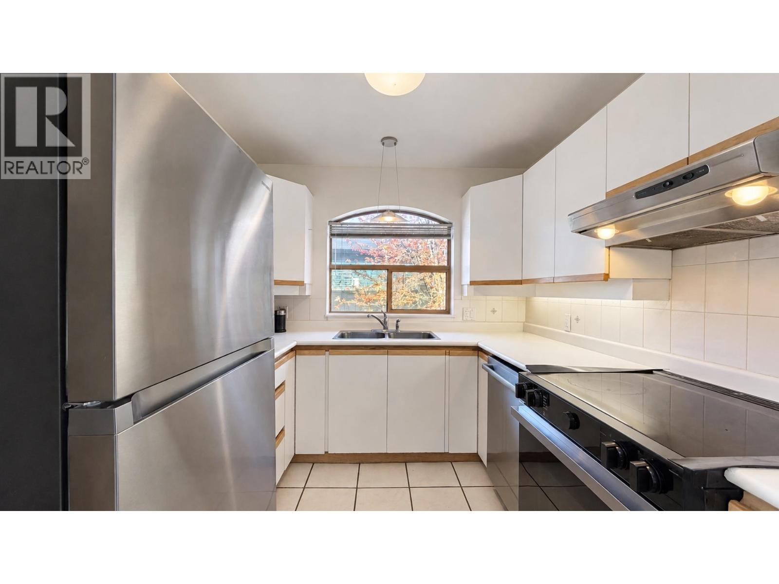 Photo of 306 1859 SPYGLASS PLACE 18