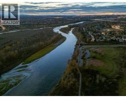 211 Douglasview Road Se, Calgary, AB T2Z2S1 Photo 36