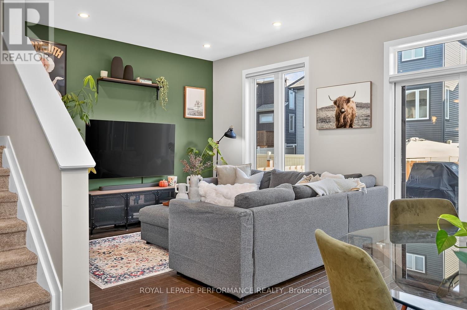1016 Kijik Crescent