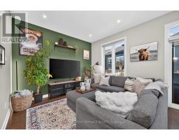 1016 Kijik Crescent, Ottawa, ON K1X0J5 Photo 9