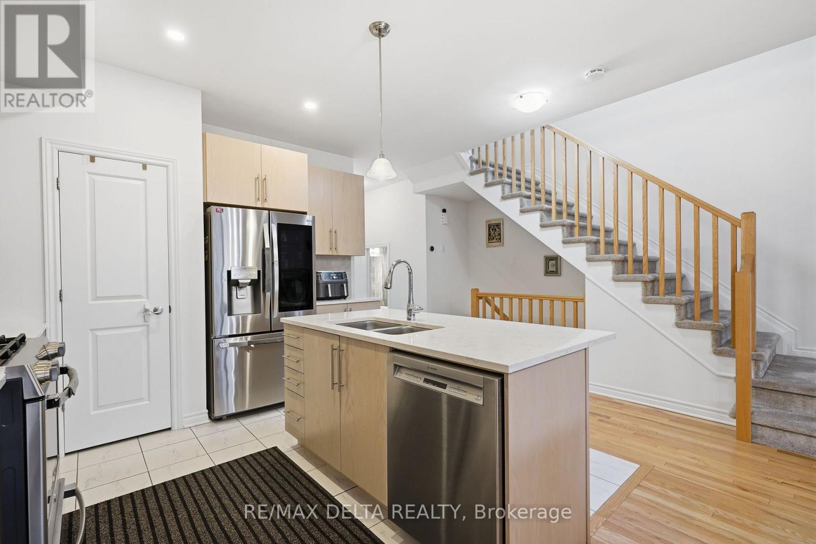 275 DE L'ETANG STREET, Clarence-Rockland — photo 6