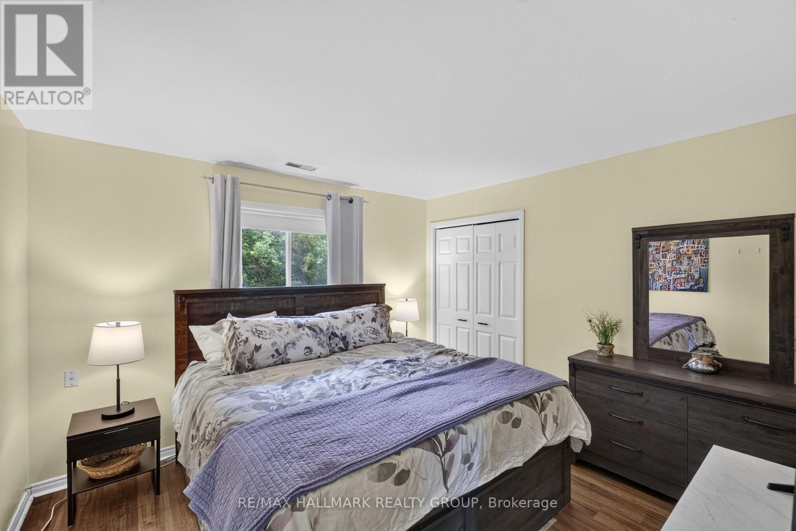 125 Margaret Place — photo 31
