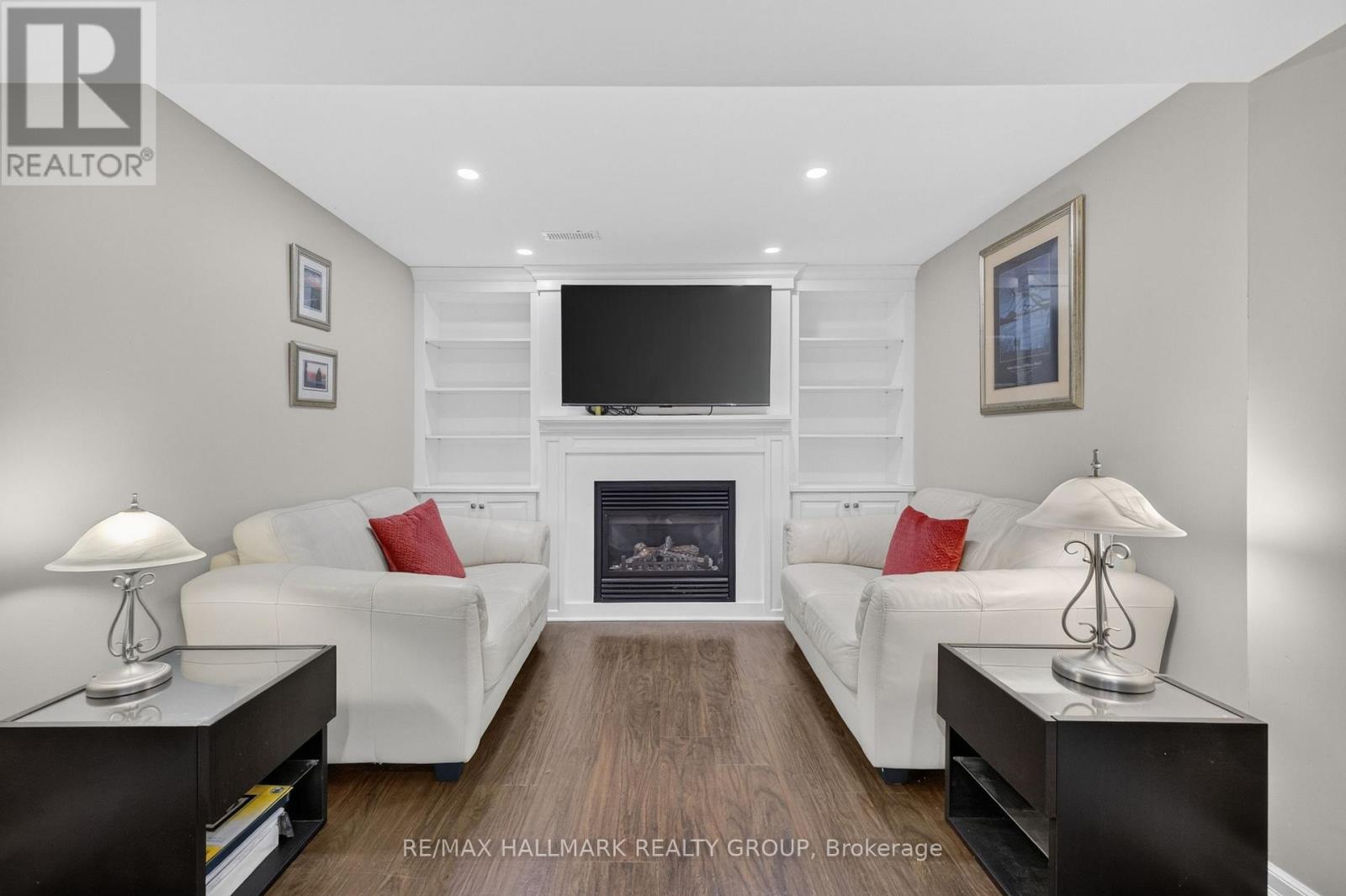 125 Margaret Place — photo 36