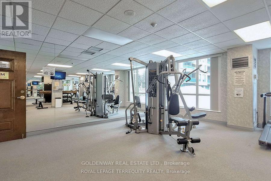 #402 18 PEMBERTON AVENUE - 19