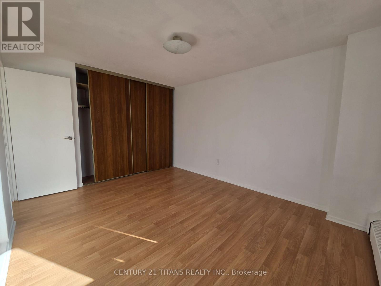 510- 270 Palmdale Drive, Toronto, ON photo 9
