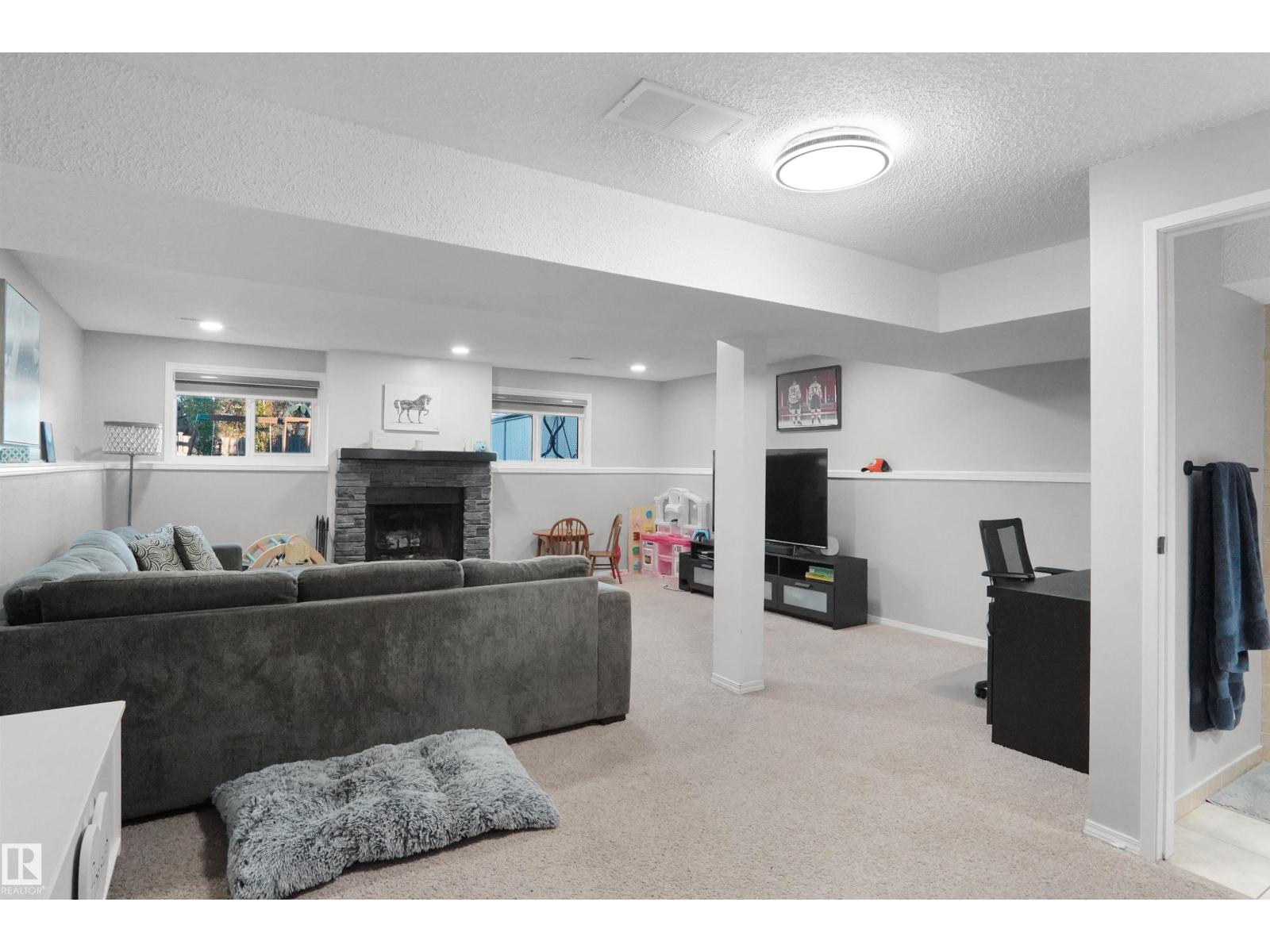 15629 83 Street NW, photo 27