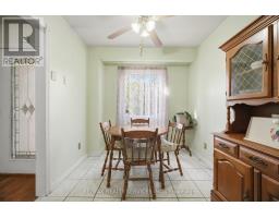 Living room - 66 Hockley Path, Brampton, ON L6V3R3 Photo 6