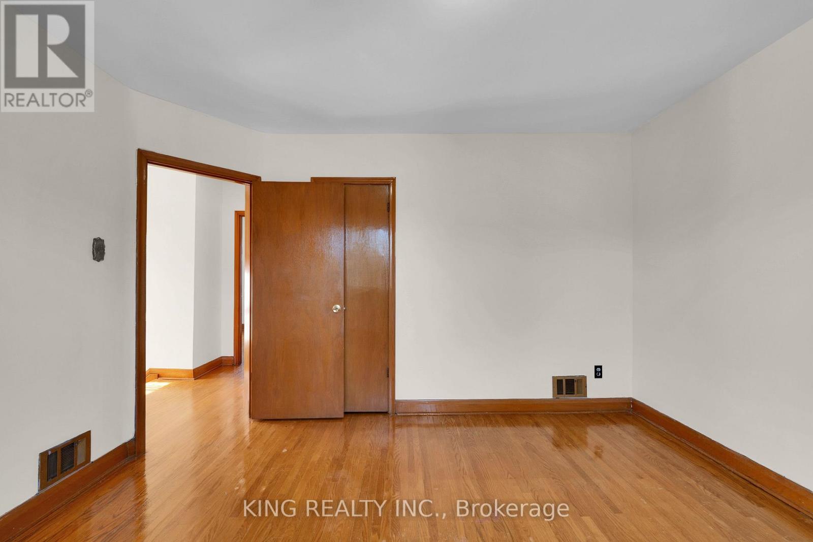 2604 Keele Street, Toronto, ON photo 13