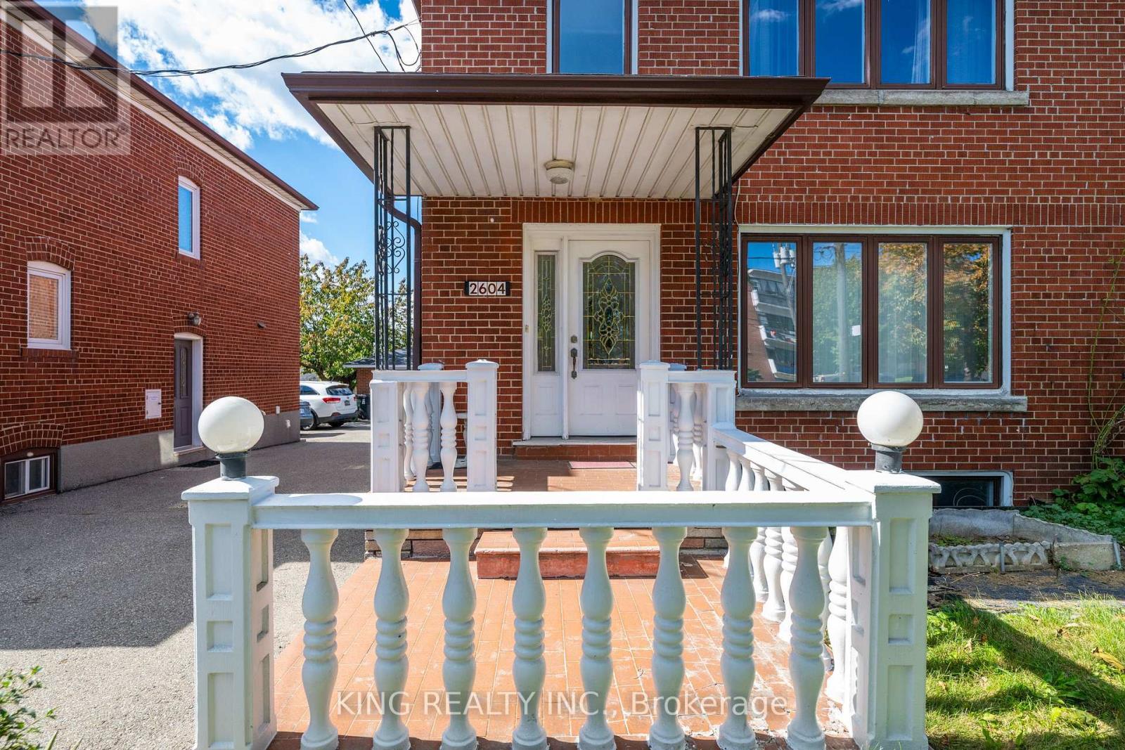 2604 KEELE STREET, Toronto (Maple Leaf) — photo 2