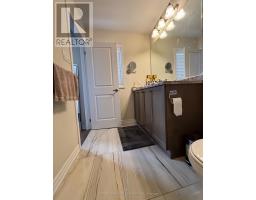 Upper - 62 Crumlin Crescent, Brampton, ON L6X0Y3 Photo 10