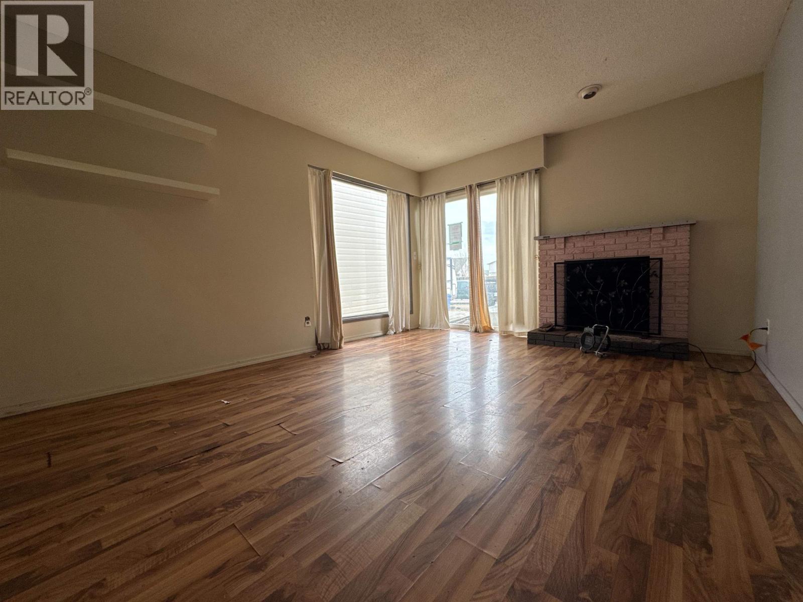 11308 89A STREET - 3